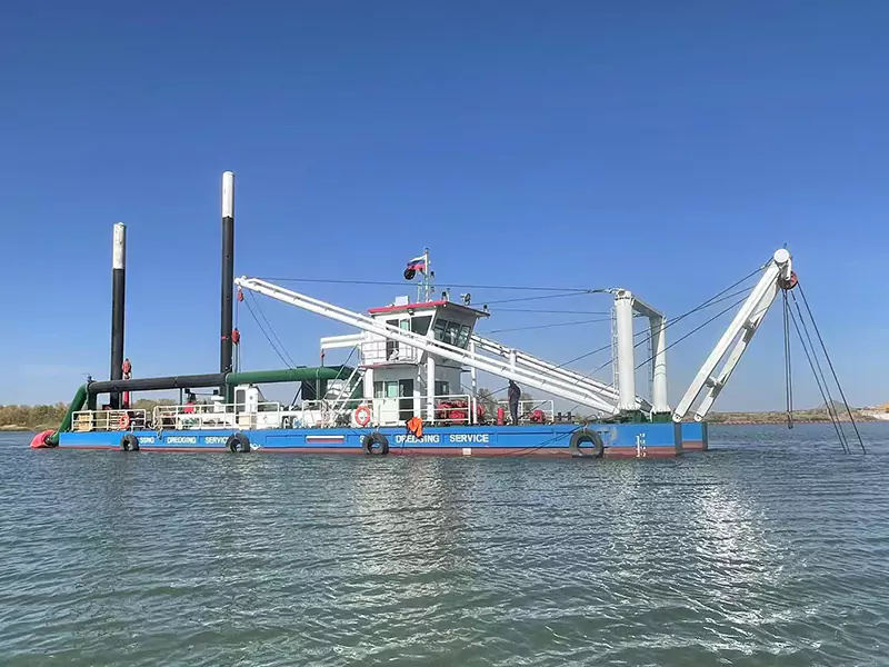 Kuttersugmudderverk – ett kraftfullt verktyg för effektiv stenbrytning och slamborttagning.